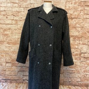 Lovely vintage Ashley Scott long, 100% wool coat